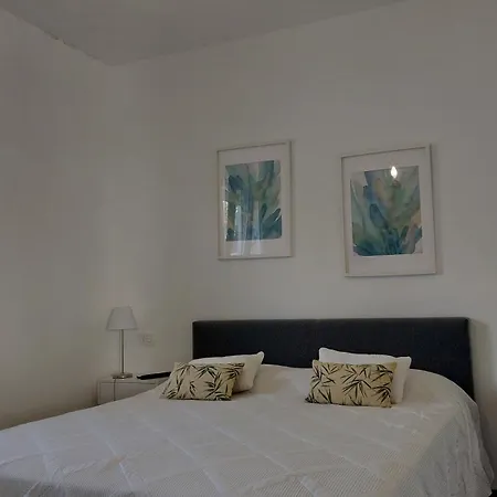 Camilla Séjour chez l'habitant Avola